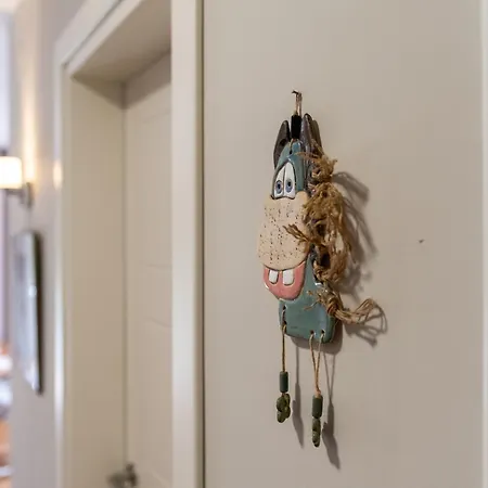 1-bedroom Apartment *